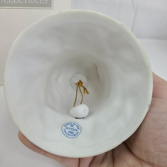 Vintage 2001 Avon Porcelain Blue Jay & Flower Bell Collector’s Gift Spring - Picture 6 of 11